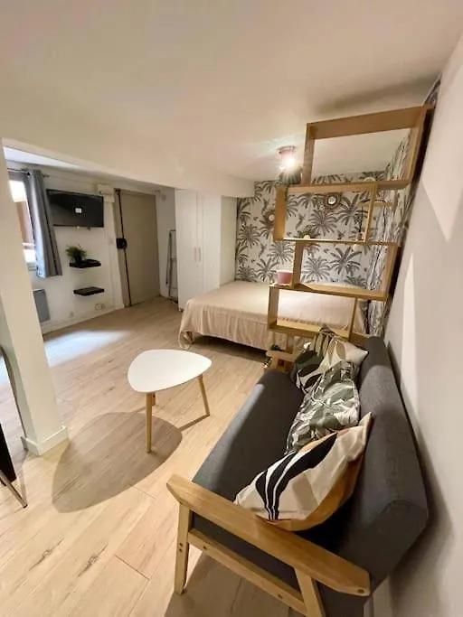 Apartment Studio Tout Confort Centre Historique Rue Calme Aix-en-Provence France