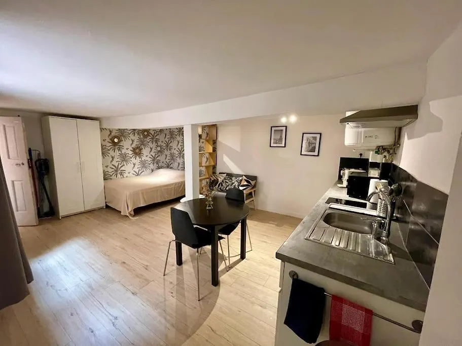 Studio Tout Confort Centre Historique Rue Calme location